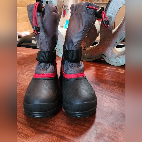 Kamik Other - Kamik Youth Snow Boots Waterproof Sz. 13 Pre-owned
